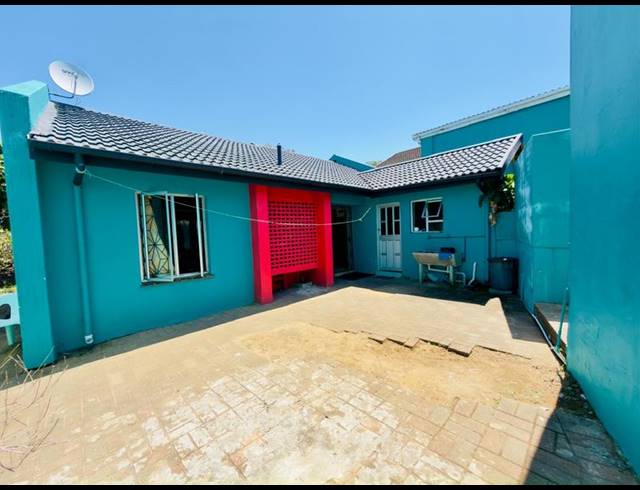 3 BEDROOM HOUSE FOR SALE IN NEWLANDS WEST